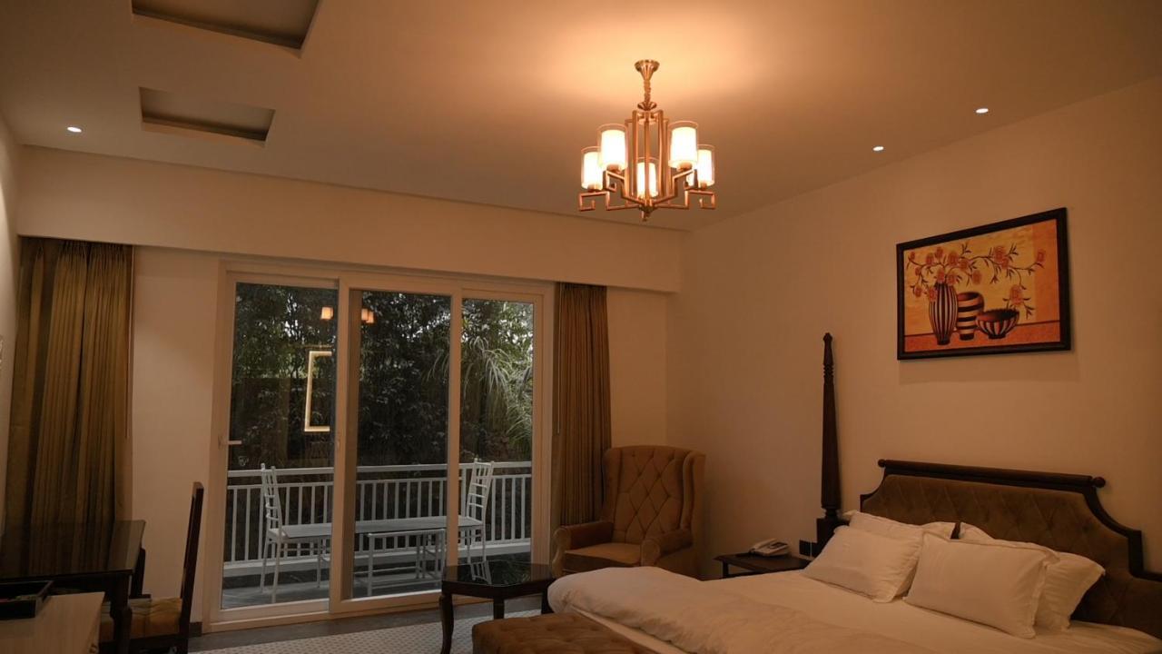 Kamal Resorts - The Luxury Of Being Yourself 루드히아나 외부 사진